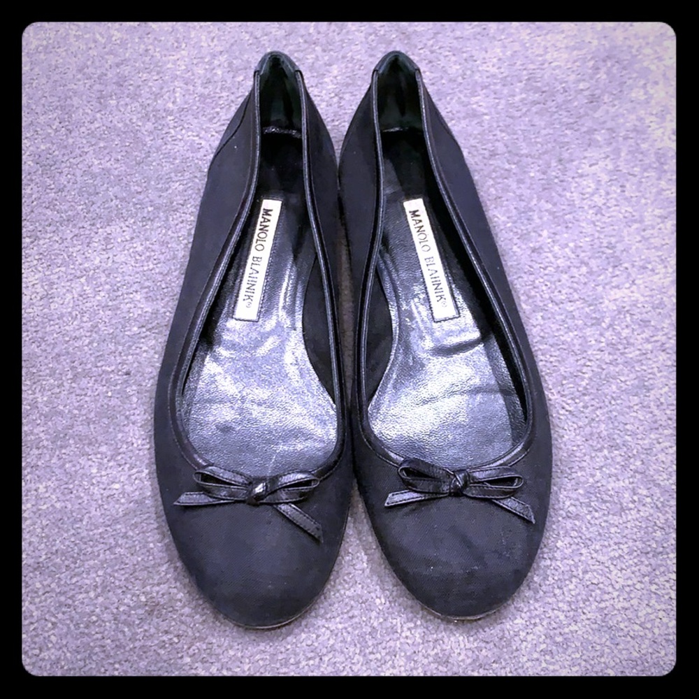 Manolo Blahnik Tere flat black linen